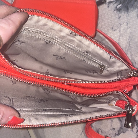 Womens Jewel by Thirty-One Hot Orange Crossbody Bag & matching Wallet. EUC! 💋🔥 - Picture 6 of 14